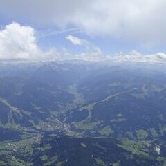 Flugwegposition um 11:59:39: Aufgenommen in der Nähe von Gemeinde St. Johann im Pongau, St. Johann im Pongau, Österreich in 2520 Meter